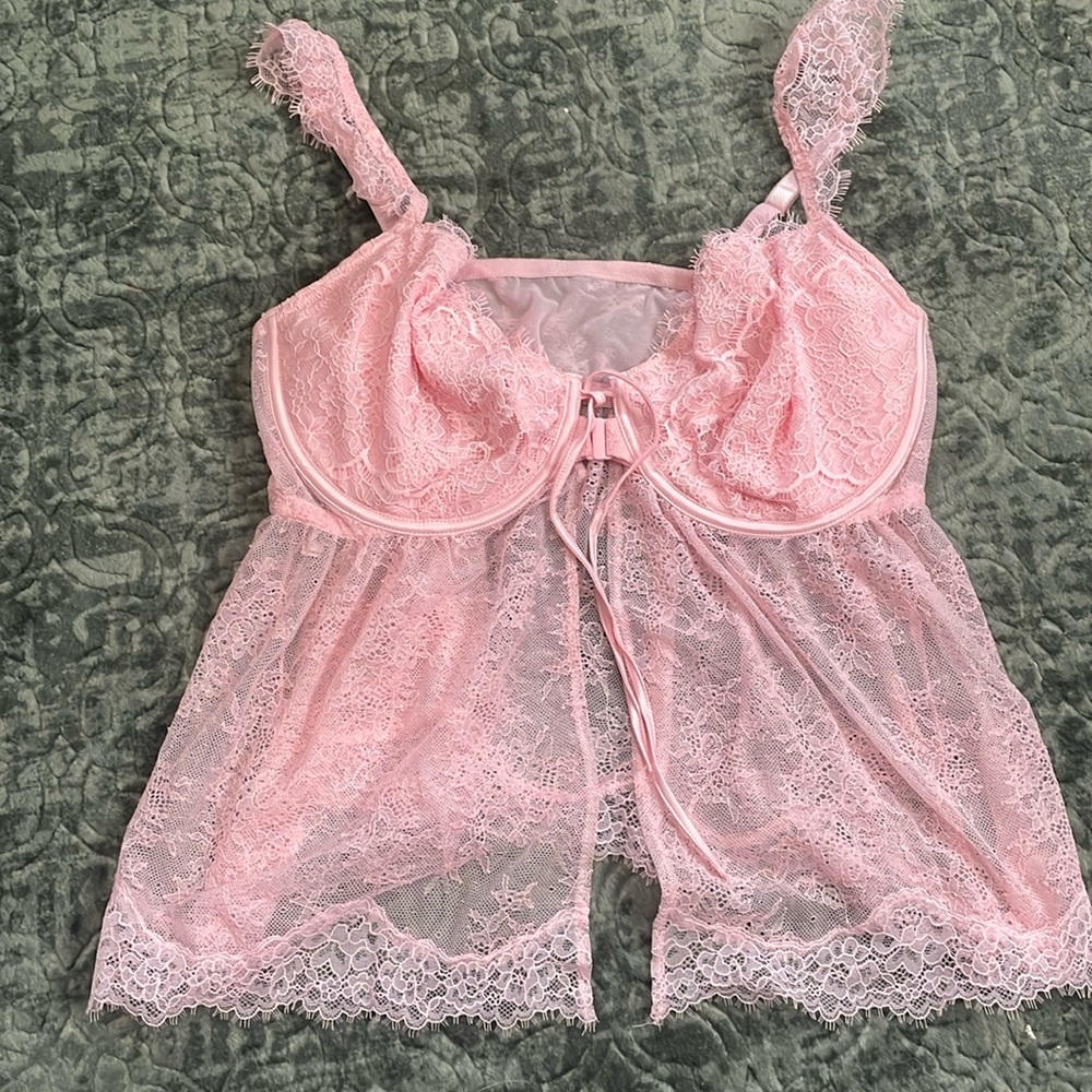 Victoria’s Secret Lace Lingerie Top NWT